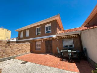 Semi detached house  Calle el madroño