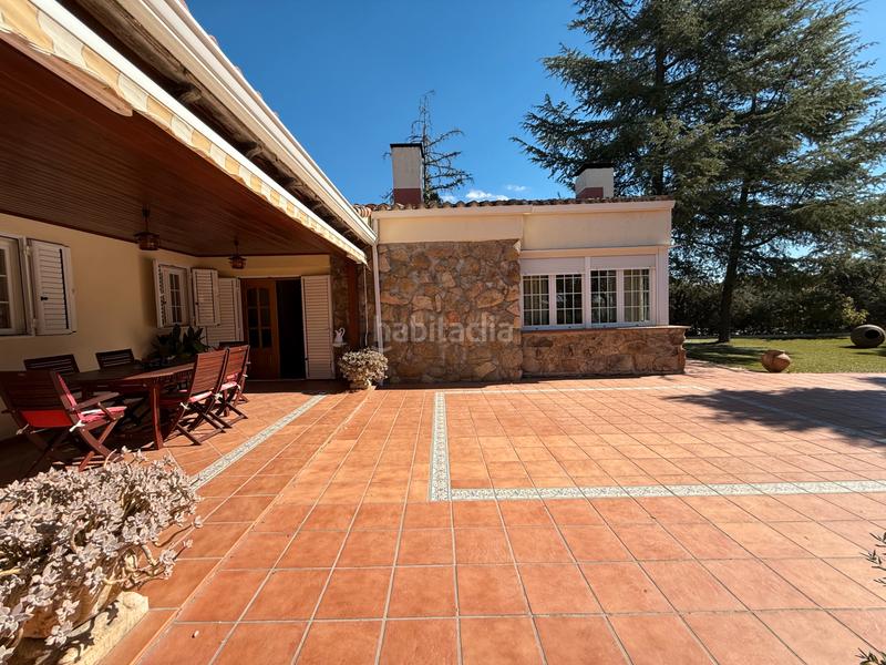 Foto 3ad66e77-5240-4591-91e5-e6b1295978d2. Chalet avec cheminée chauffage parking piscine dans Valdemorillo