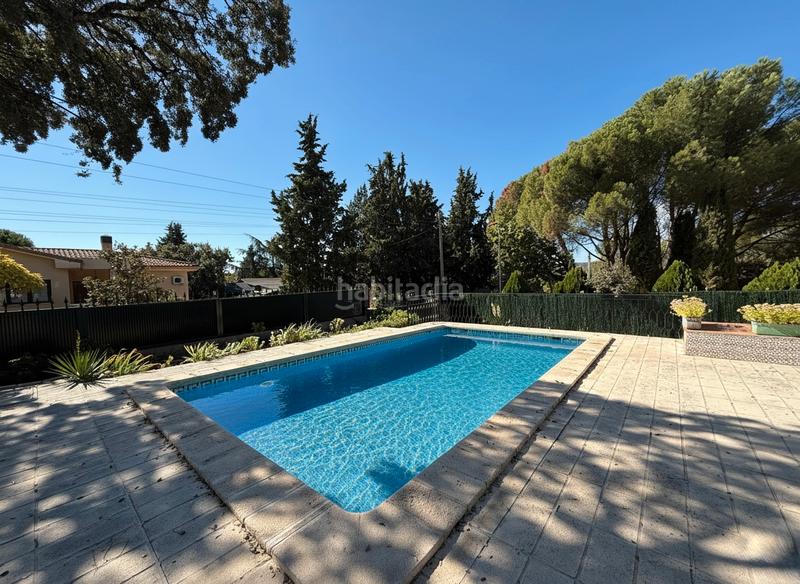 Foto 7843a754-b997-48d1-9410-ee5284f71fa0. Chalet avec cheminée chauffage parking piscine dans Valdemorillo