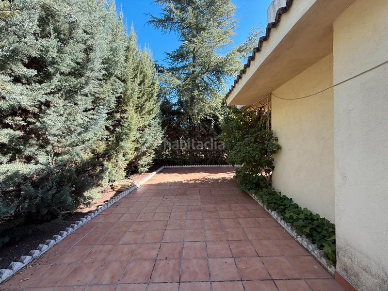 Foto 386db77d-4813-434a-b59b-e1b75f53471d. Chalet con camino riscaldamento parcheggio piscina in Valdemorillo