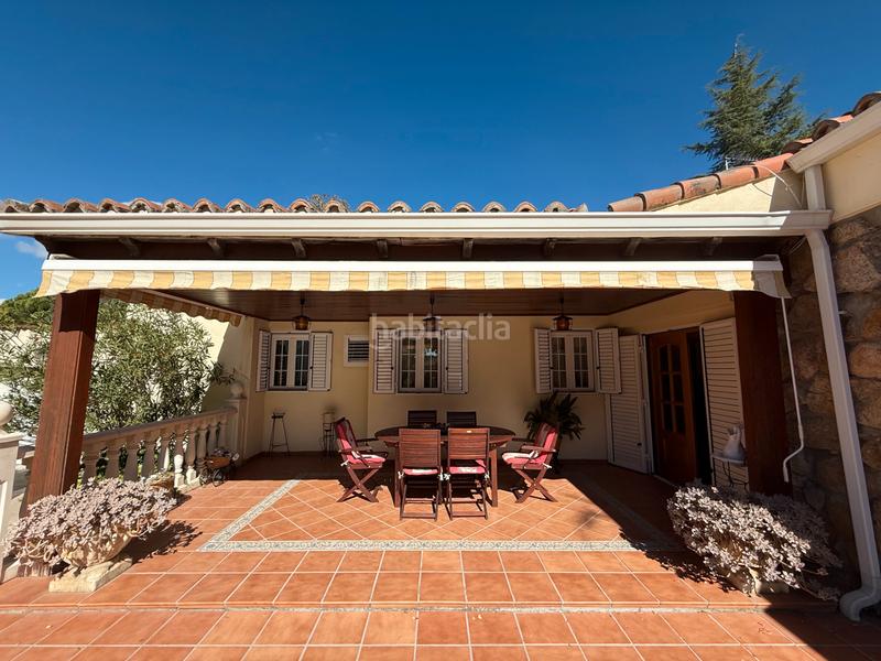 Foto 90eb468d-cebd-4e05-b603-bfd7f70c7bb4. Chalet con camino riscaldamento parcheggio piscina in Valdemorillo