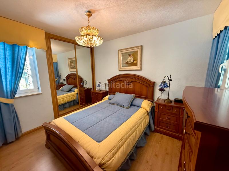 Foto af5f435c-61a8-411b-adbf-fbf00dc50f21. Chalet con camino riscaldamento parcheggio piscina in Valdemorillo