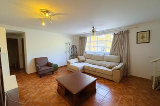 Triplex à El Médano. Oportunidad única en el médano! amplio y luminoso piso de tres p