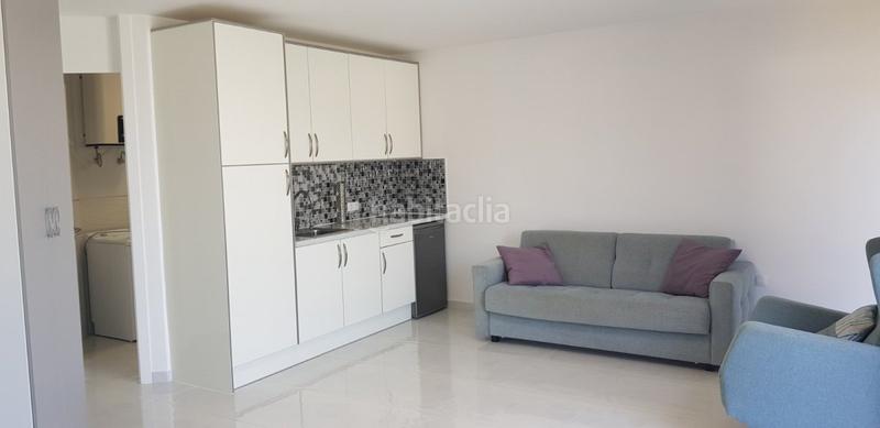 Foto c440e4fa-0b9d-4664-b177-3eaaae2349ce. Alquiler estudio no apto residencia habitual, leer bien info del anuncio no permanent residency, please read info en Adeje