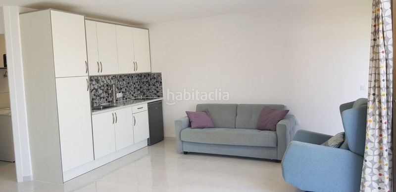 Foto 2ad45689-f08a-40d5-b0d4-854857a7eafa. Rent studio with pool in Torviscas Centro y Alto Adeje