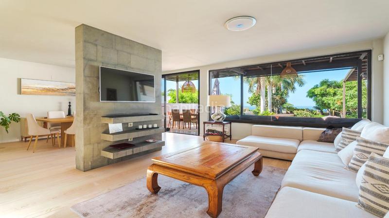 Foto 66d1b0f3-1927-43c8-8d3a-8e1ff944e6a3. Xalet amb aparcament piscina a Playa Fañabé Alto Adeje