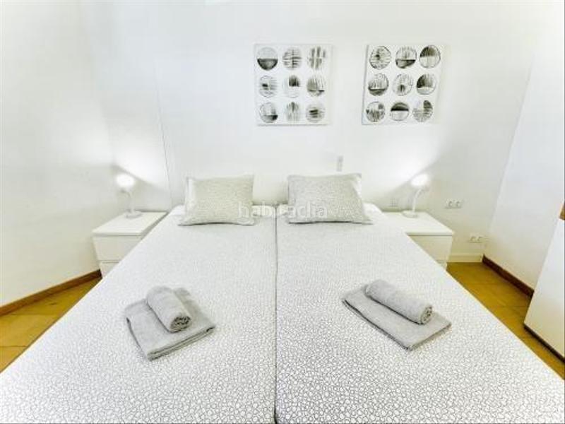 Foto d1d05acc-99d9-469a-9a9e-a59b8186f2e5. Apartament amb piscina a San Eugenio Bajo Adeje