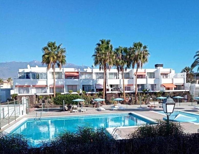 Foto c4d02af6-7331-49ae-a405-070a33b8dc94. Estudi amb aparcament piscina a Costa del Silencio Arona