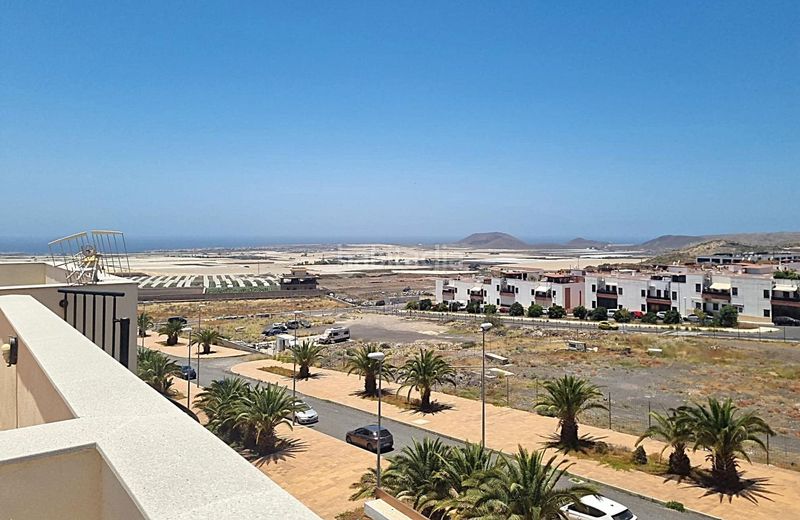 Foto 6092a49d-12f3-4f32-829a-c80657143ae6. Apartament amb aparcament piscina a Cho - Parque de la Reina Arona