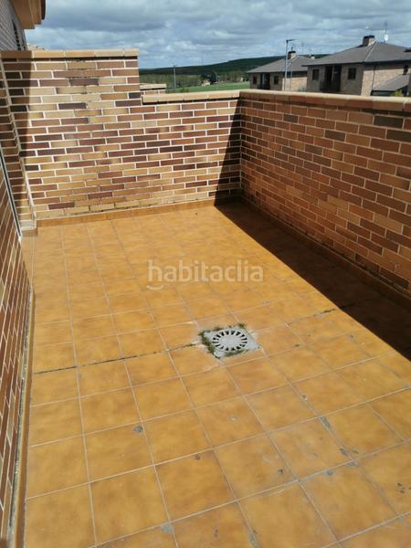 Foto 27f15228-2425-4e7d-8ae9-ebb6152a4cac. Alquiler casa pareada en Cabrerizos