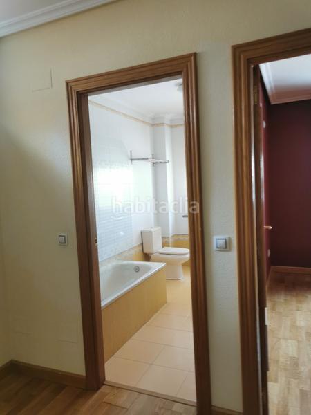 Foto 8cc9d598-f38e-4906-a6fb-55ff25a9557b. Alquiler casa pareada en Cabrerizos