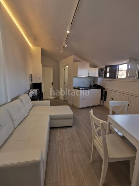 Foto 8ae289ac-6e61-4455-8203-8842b522f9ca. Alquiler piso estupendo apartamento, en pleno Centro, para cortos periodos. en Salamanca