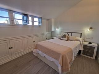 Location Appartement  Plaza del corrillo. Estupendo apartamento,  en pleno centro, para cortos periodos.