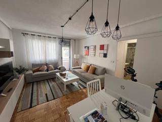 Location Appartement  Calle volta. Estupendo  piso reformado, tres dormitorios dos baos,