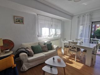 Miete Etagenwohnung  Calle vasco de gama. Magnifico piso, totalmente reformado y equipado.