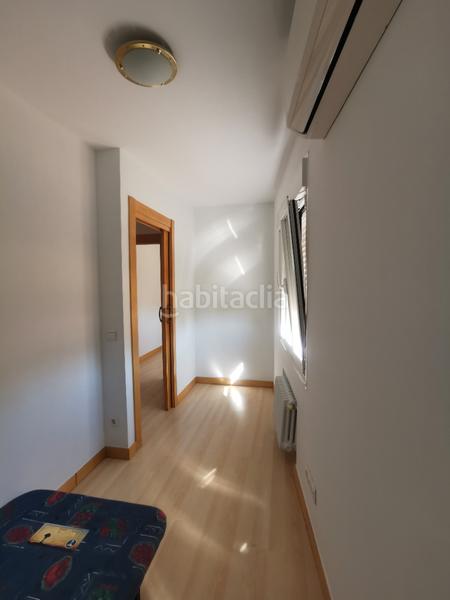 Foto ce2ff2a3-99ff-44f6-a625-e76bb58ef8c7. Alquiler piso bonito y coqueto ático, con estupenda terraza, con servicios centrales. en Salamanca