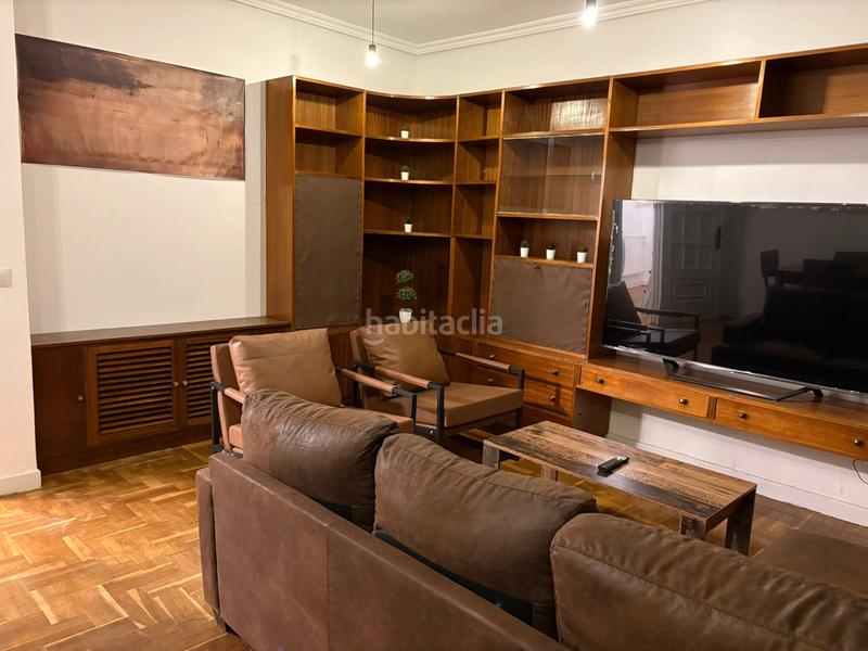 Foto df5eac6f-7a37-4f57-9a77-98d98c89309e. Rent flat in calle pozo amarillo 20 in Centro Salamanca