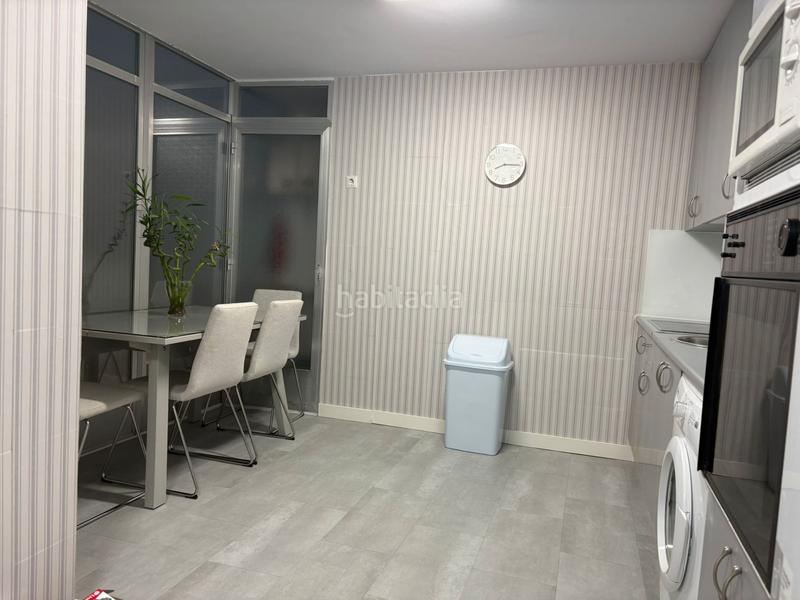 Foto ee219177-06fb-4b04-98ab-cf37e0ae2b54. Rent flat in calle pozo amarillo 20 in Centro Salamanca