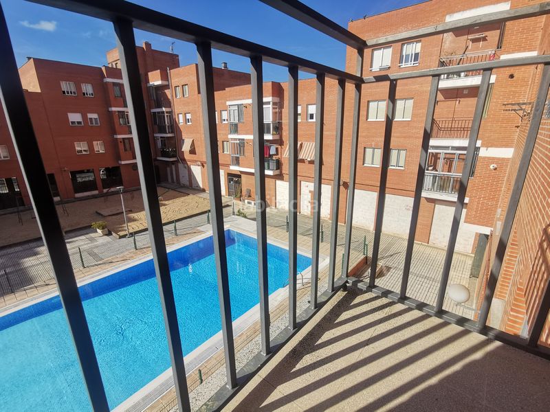 Foto a680ac77-a358-4773-8e88-a23b85dd456b. Pis amb calefacció aparcament piscina a Tejares - Chamberí - Alcades Salamanca