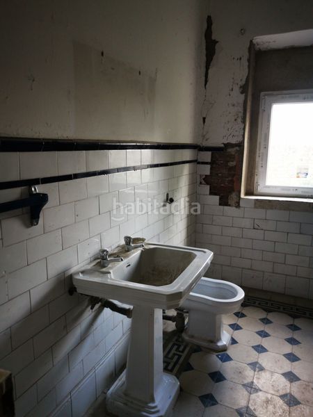 Foto 711a90e8-f7a5-4587-b95d-ad4b7917cbcb. Casa amb aparcament a Negrilla de Palencia