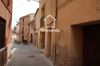 Casa adosada  Centre. Casa adosada en el casco antiguo de castellar del valls