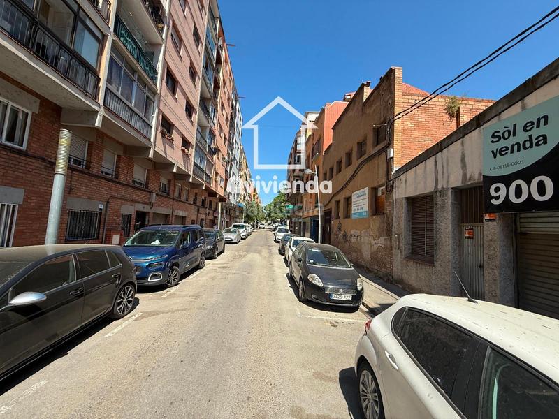 Foto 3a938f0d-19df-4802-bb07-4275e90af3a3. Terreny residencial a Ajuntament-Maragall Ripollet