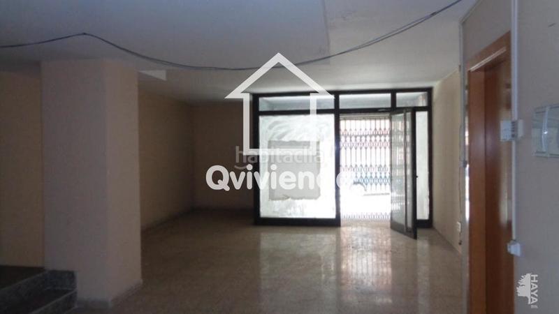 Foto f3b09795-00e9-40a0-b581-b1e0e2ad56c1. Business premise in Mercat Rubí