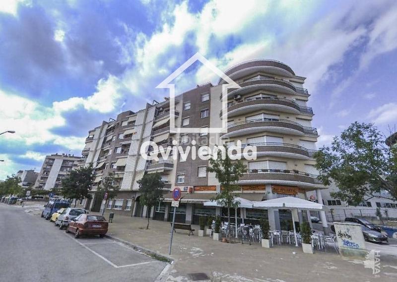 Foto f89870ce-adc0-4f94-87c6-6e6f662af76b. Car parking in La Cogullada Terrassa