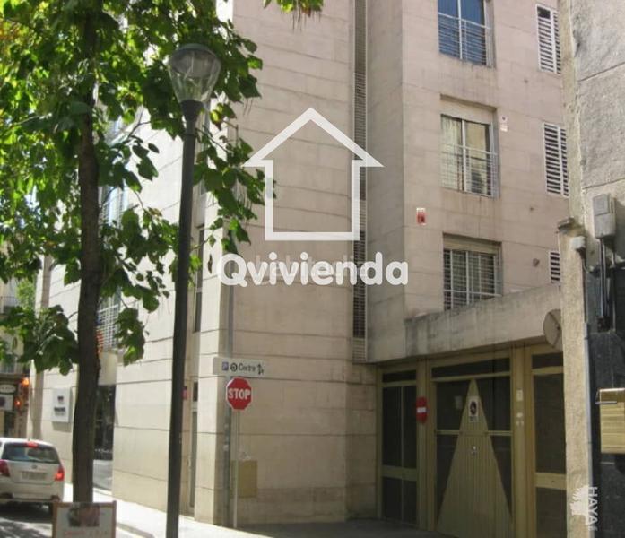 Foto 712a30bb-f17b-42f5-9e1c-70fef98e7b53. Parking coche garaje en venta en calle calderon, , barcelona en Sabadell