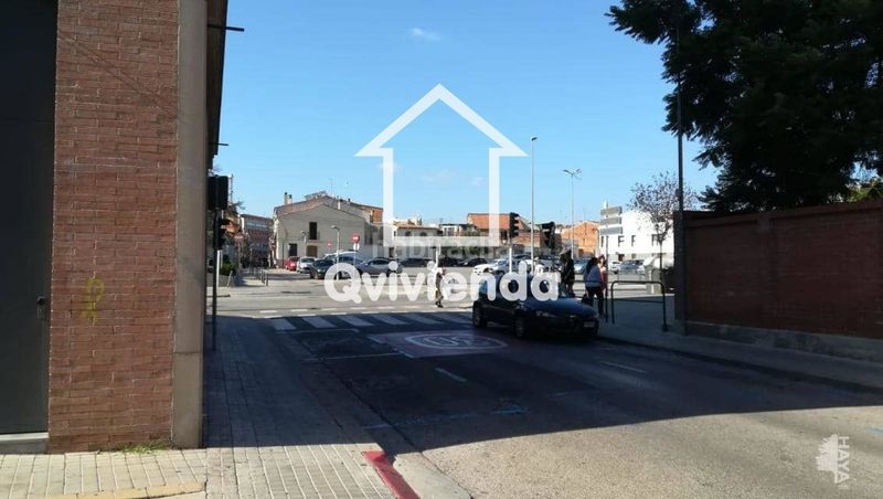 Foto a0e298bc-4d84-4cb7-ab7d-721bd26ad7c1. Aparcament cotxe a Creu Alta Sabadell