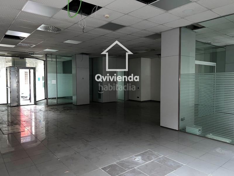 Foto f6a746b7-8a59-4030-a4cd-9c144bdb1497. Business premise with heating in Font Verda Granollers