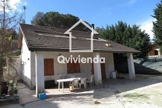 Chalet  Can rabassa. Chalet independiente en venta en vilanova del valles, con 133 m2