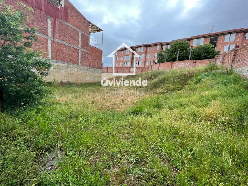 Foto cdb5b5e9-1b1e-499e-b05f-6e855038f2b7. Terrain résidentiel dans La Maurina Terrassa