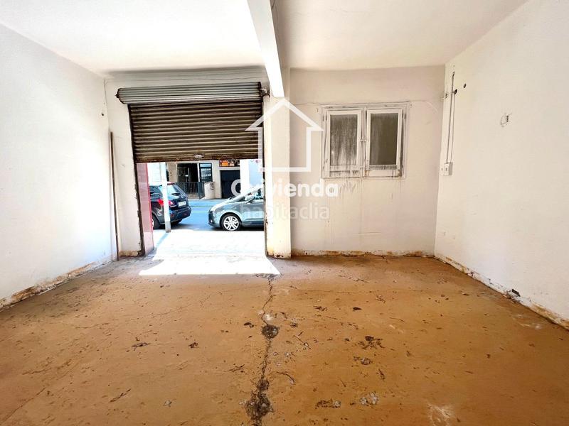 Foto fc403bc7-70e8-468c-ae17-b9ea3a680b2c. Local comercial local en venta en Mas Rampinyo - Montcada Nova - Carrerada Montcada i Reixac