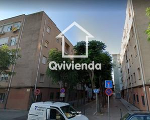 Pis  Carrer de campoamor. Piso en sabadell, les termes ocupado