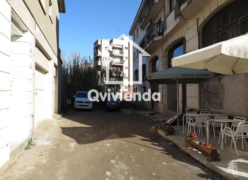 Foto e419ce90-e7bb-449d-899c-61814f1bcf8f. Aparcament cotxe a Lliçà d´Amunt