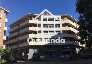Local commercial  Sant jordi. Local comercial en ripollet