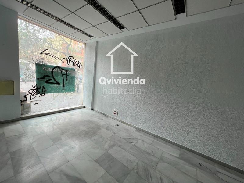 Foto 1f2aeea8-5cd8-43c9-98a9-51cff56bf5fe. Local comercial  en La Serreta Rubí