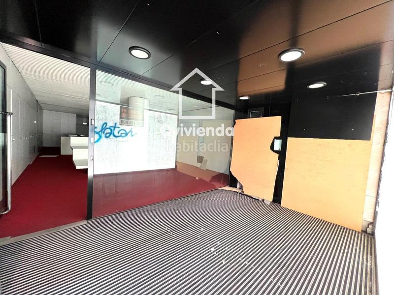 Foto c76e77c5-a968-4dcc-a04e-2a1a5c6694d1. Local commercial dans Centre-Cordelles Cerdanyola del Vallès