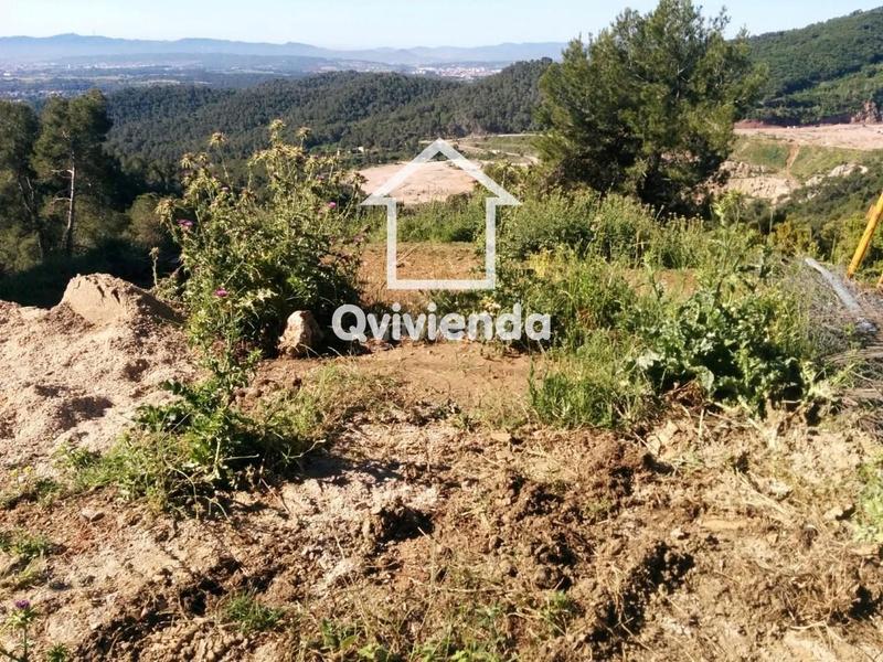 Foto a0c9f6fd-6a5d-4b06-827e-8c563edba63a. Terreno residenziale in El Racó-Sant Feliu del Racó Castellar del Vallès