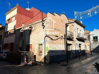Maison  Carrer sant joan bosco. Casa en venta en parets pueblo de 142 m2 construidos en dos plan