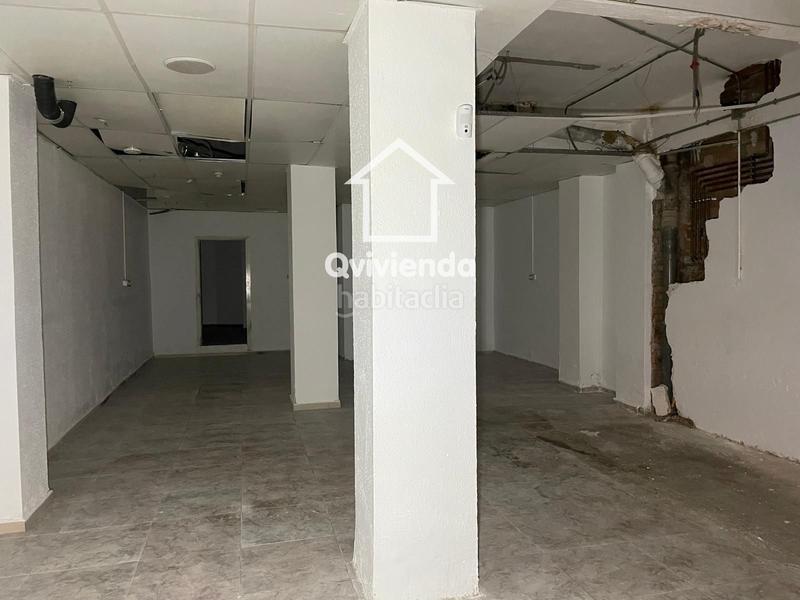 Foto ba8df67d-2334-45ab-9e94-e357fd5cb63b. Local comercial  en venta y con 113 m2. en Badalona