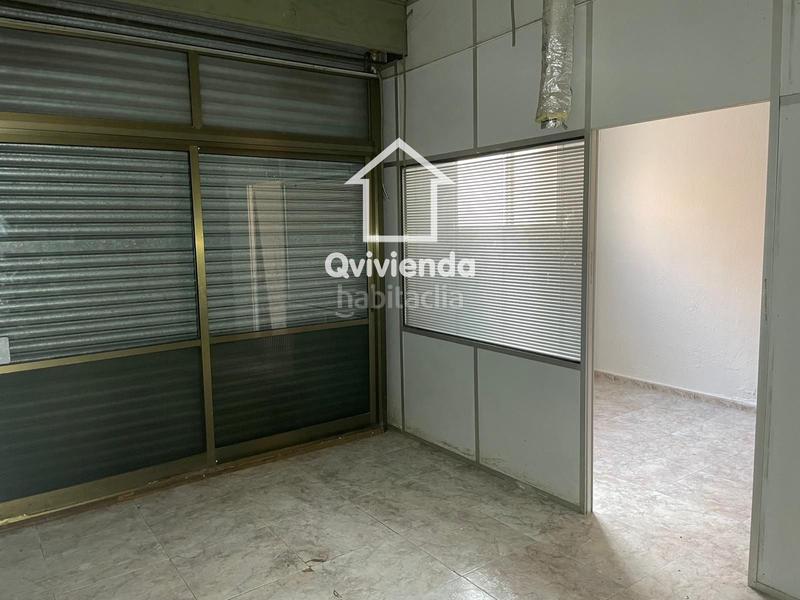 Foto f3973668-5a70-45b9-b8b3-1bf06c030cf5. Local comercial  en venta y con 113 m2. en Badalona