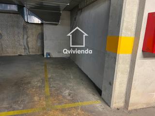 Aparcament cotxe a Carrer d'avinyó 97. Plazas de aparcamiento para moto en la planta sótano -2 y -3 de