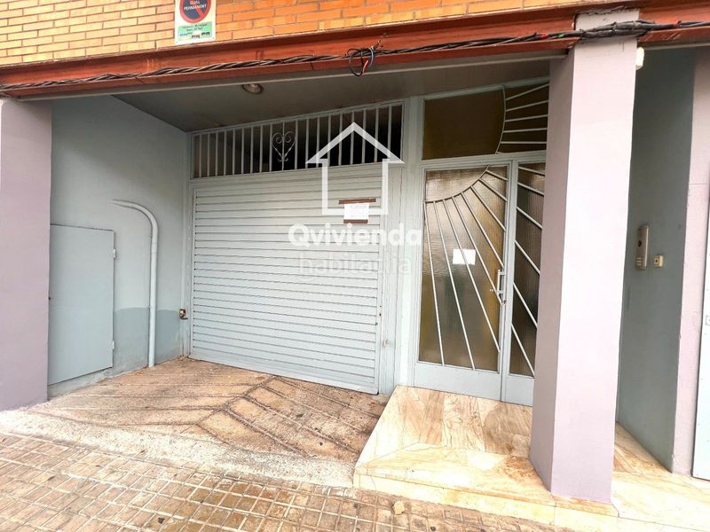 Foto bbb26cba-ac5d-403d-b645-2e485845dfcc. Aparcament cotxe a Poble Nou Sabadell