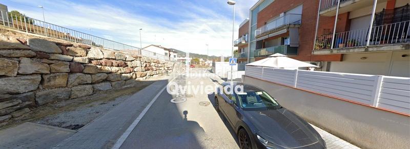Foto f2968558-16aa-4e31-9bdf-ce72a95f8609. Aparcament cotxe a Sentmenat