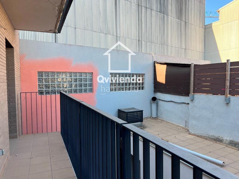 Foto c276dd63-93ea-4d42-8962-8ef17fcef91b. Etagenwohnung mit heizung in Centre Granollers