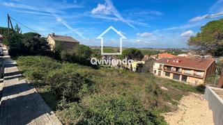 Terrain résidentiel  Carrer camèlies. Parcela urbana residencia en venta en la roca del valles.