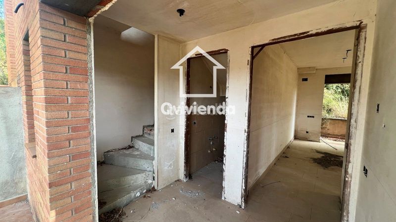 Foto 9b52fd60-6a54-4a98-afcb-ccbcfae07814. Chalet  independiente en venta en calle priorat, , barcelona en Santa Maria de Palautordera