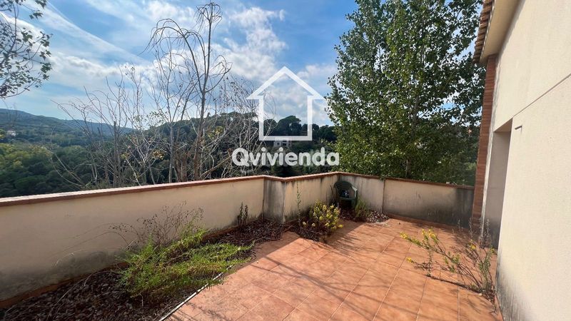 Foto b40583b8-0f1e-4f6c-9bc9-20d5c608e2f4. Chalet  independiente en venta en calle priorat, , barcelona en Santa Maria de Palautordera